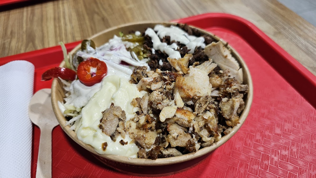Restaurant Boustan Photo 7